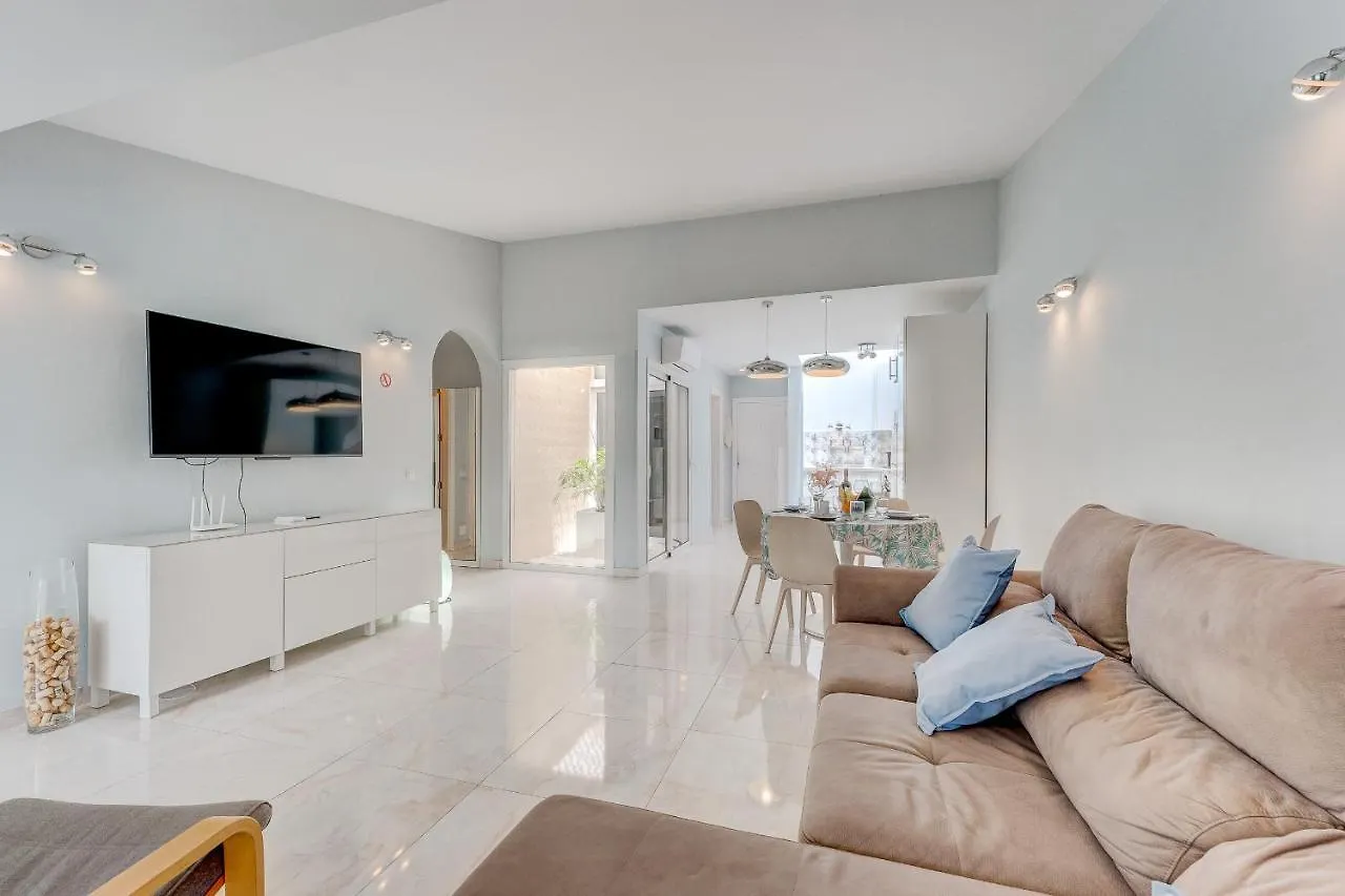 Beautiful Bungalow In Island Village Costa Adeje  0*, Costa Adeje (Tenerife)